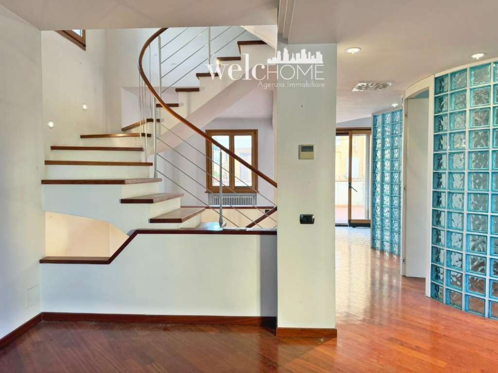 casa indipendente in vendita a Signa