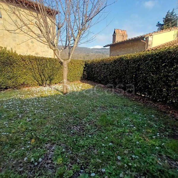 casa indipendente in vendita a Vaglia