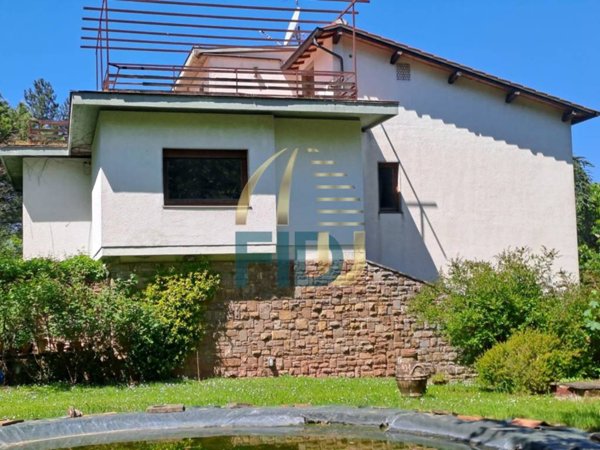 casa indipendente in vendita a Vaglia