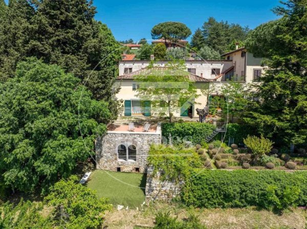 casa indipendente in vendita a Vaglia