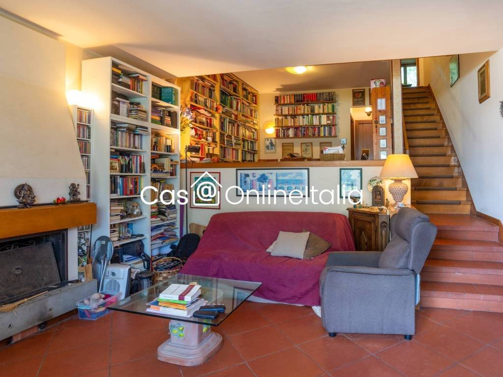 casa indipendente in vendita a Vaglia