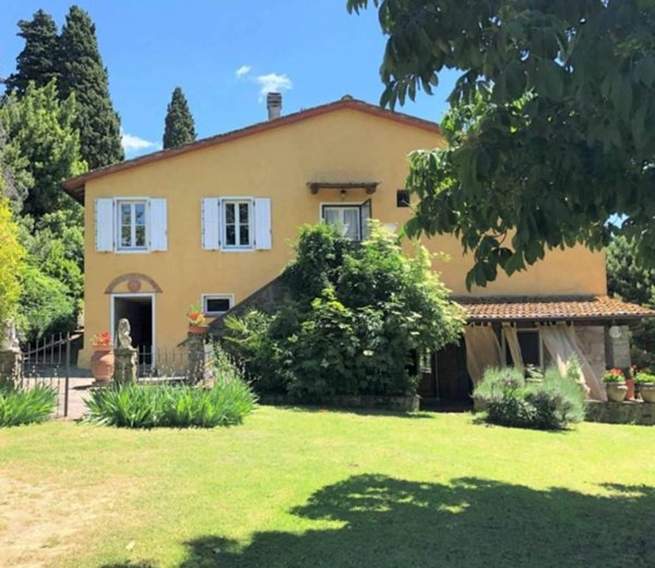 casa indipendente in vendita a Vaglia