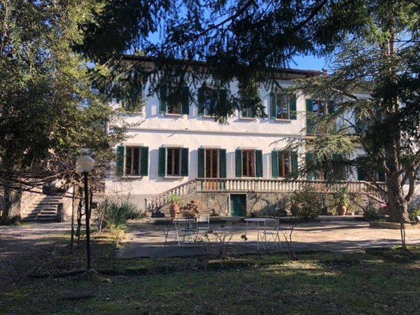 intera palazzina in vendita a Vaglia