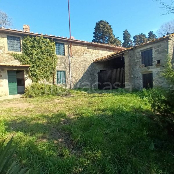 casa indipendente in vendita a Vaglia