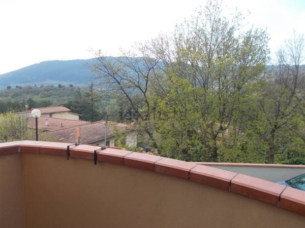 casa indipendente in vendita a Vaglia