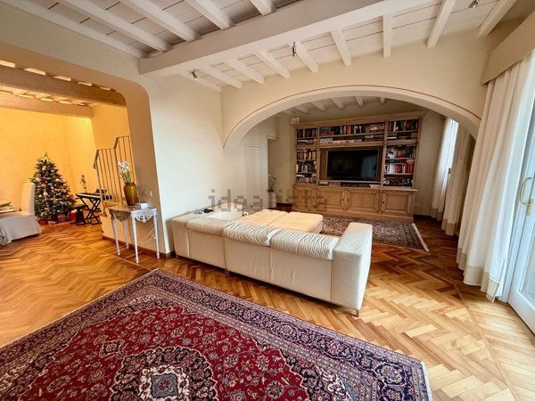 casa indipendente in vendita a Vaglia