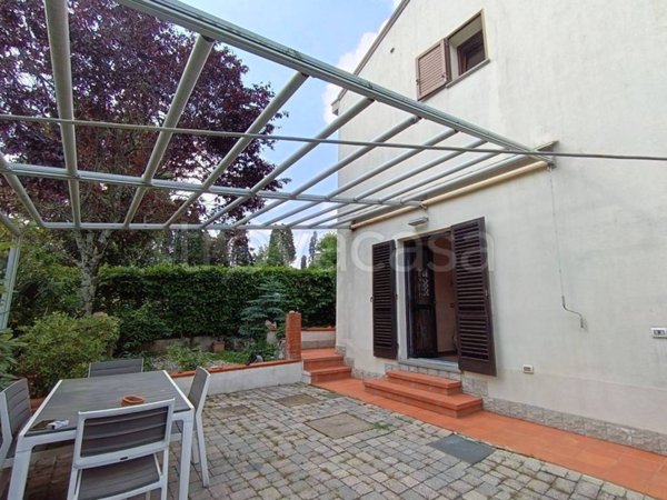 casa indipendente in vendita a Vaglia