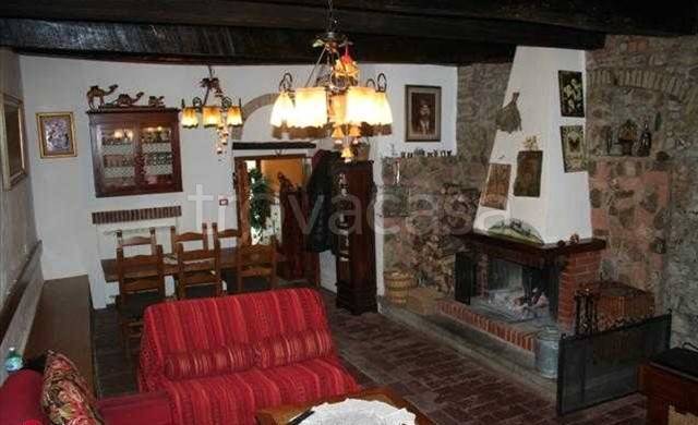 casa indipendente in vendita a Vaglia