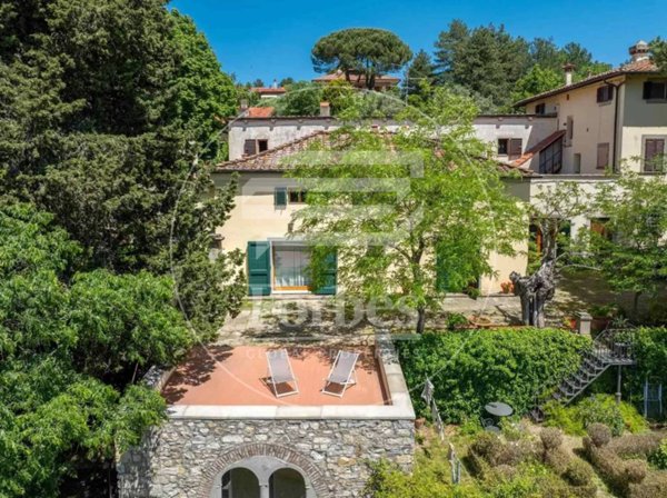 casa indipendente in vendita a Vaglia