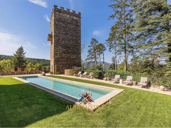 casa indipendente in vendita a Vaglia