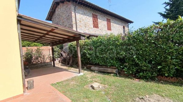 casa indipendente in vendita a Vaglia