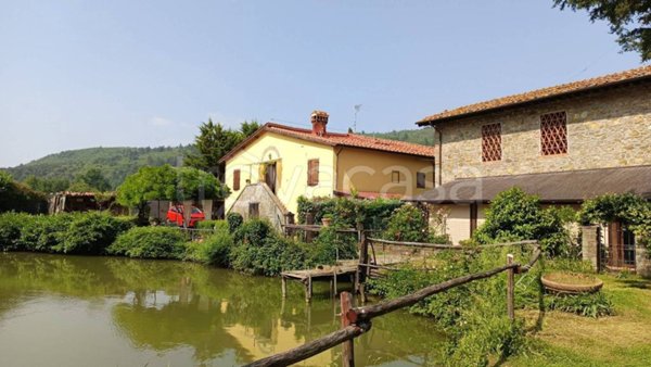 casa indipendente in vendita a Vaglia
