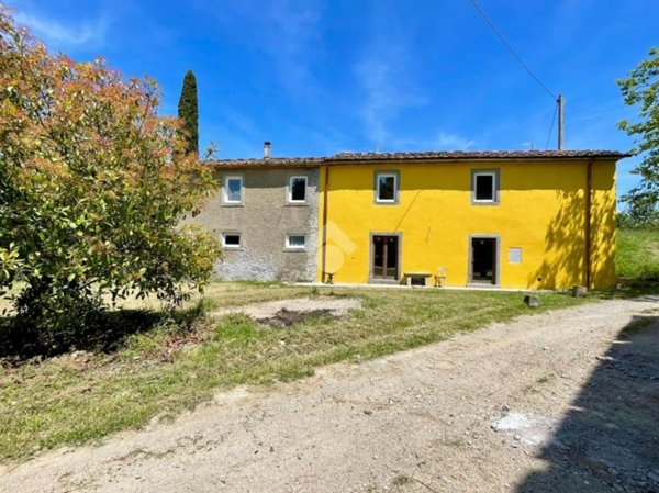 casa indipendente in vendita a Vaglia