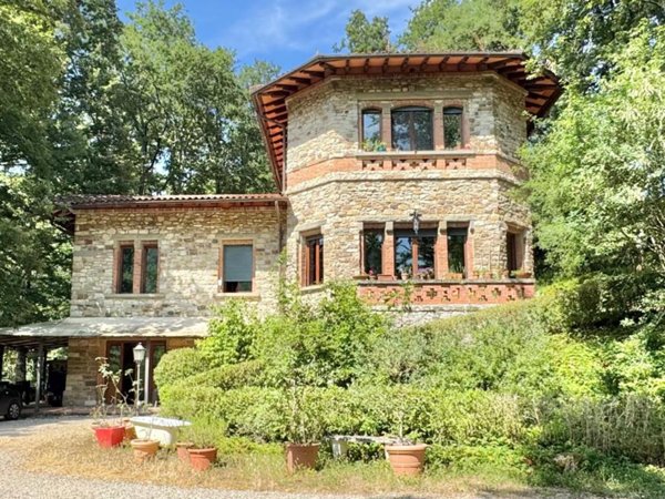 casa indipendente in vendita a Vaglia