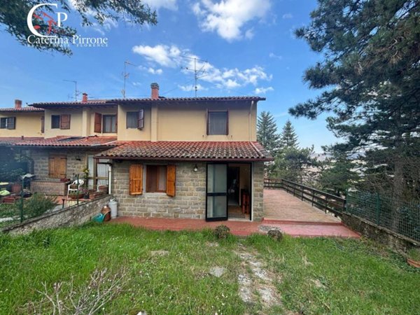 casa indipendente in vendita a Vaglia