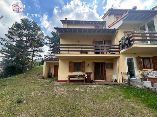 casa indipendente in vendita a Vaglia