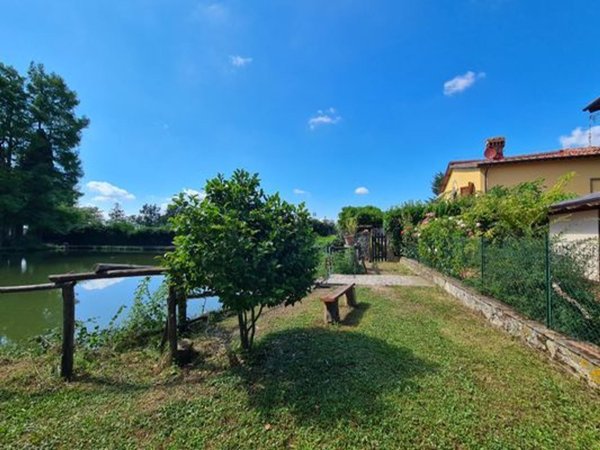 casa indipendente in vendita a Vaglia