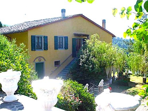 casa indipendente in vendita a Vaglia