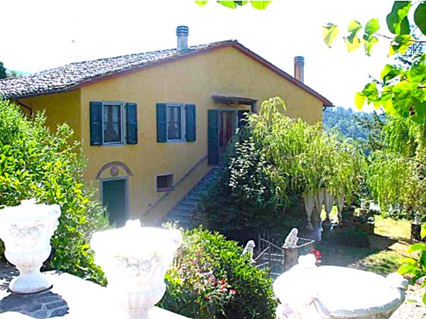 casa indipendente in vendita a Vaglia