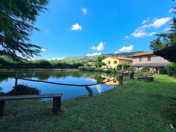 casa indipendente in vendita a Vaglia