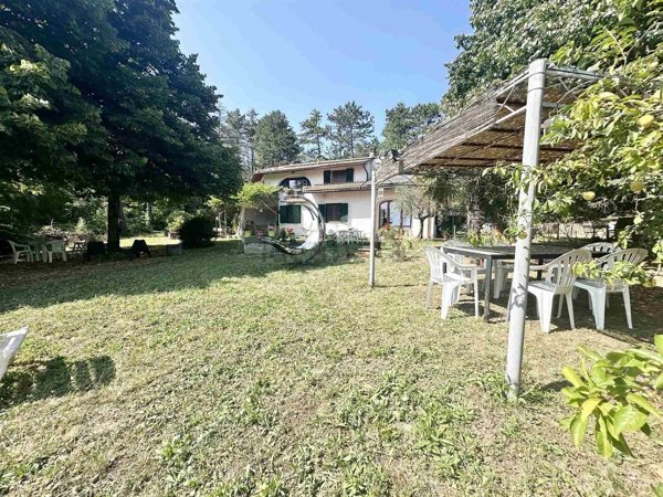 casa indipendente in vendita a Vaglia