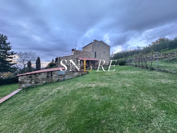 casa indipendente in vendita a Vaglia