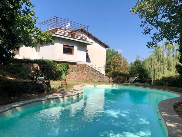 casa indipendente in vendita a Vaglia