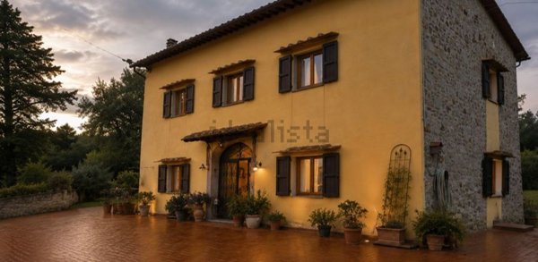 casa indipendente in vendita a Vaglia