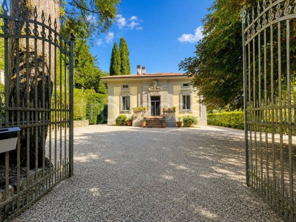 casa indipendente in vendita a Vaglia