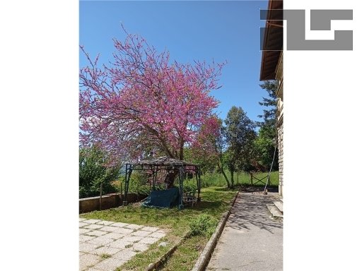 casa indipendente in vendita a Vaglia
