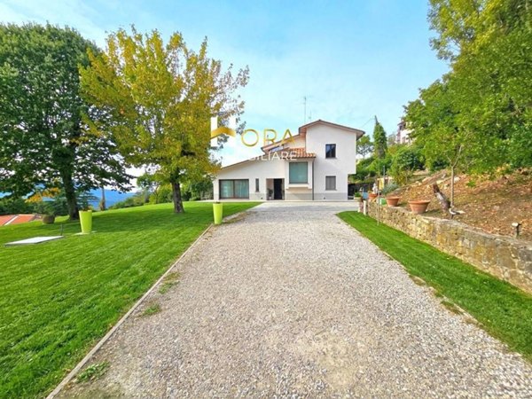 casa indipendente in vendita a Vaglia