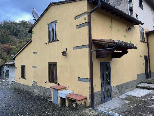 casa indipendente in vendita a Vicchio in zona Villore