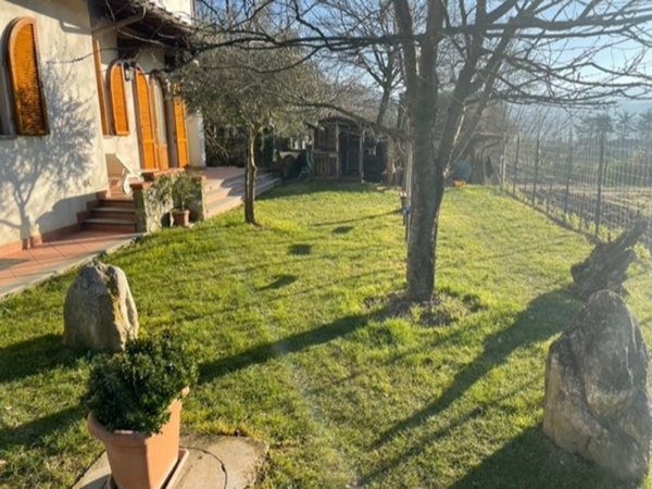 casa indipendente in vendita a Vicchio