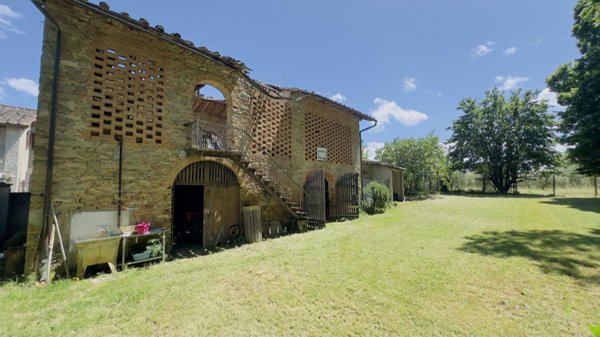 casa indipendente in vendita a Vicchio