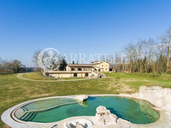 villa in vendita a Vicchio