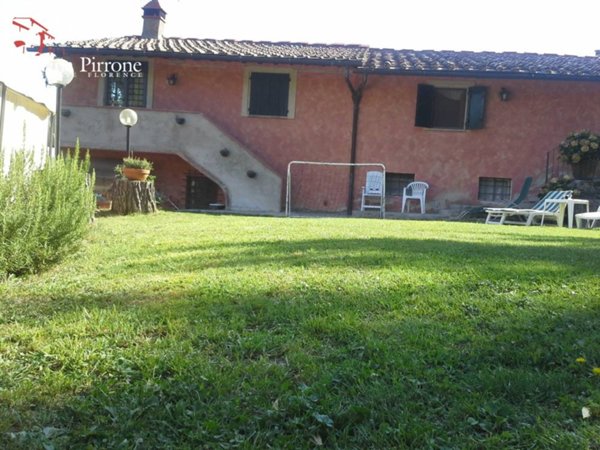 casa indipendente in vendita a Vicchio