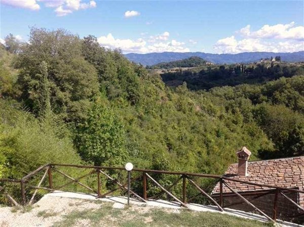casa indipendente in vendita a Vicchio