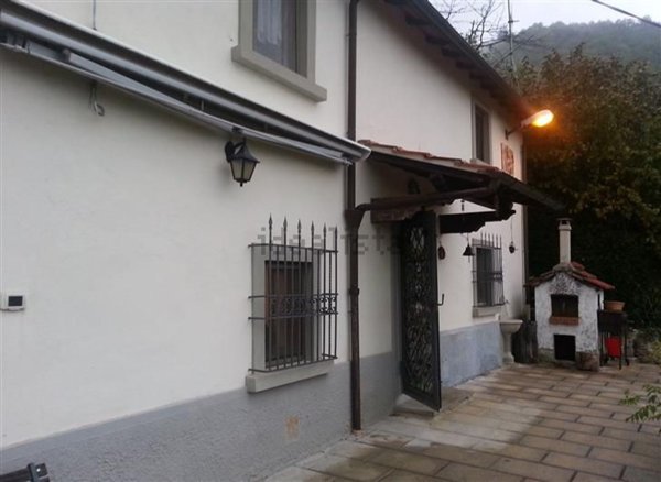 casa indipendente in vendita a Vicchio
