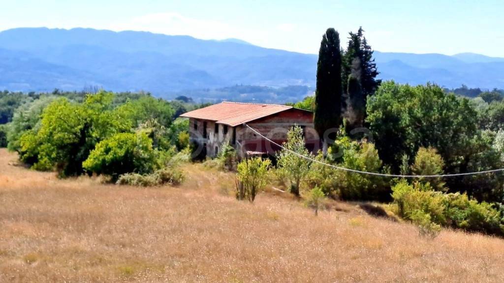 casa indipendente in vendita a Vicchio