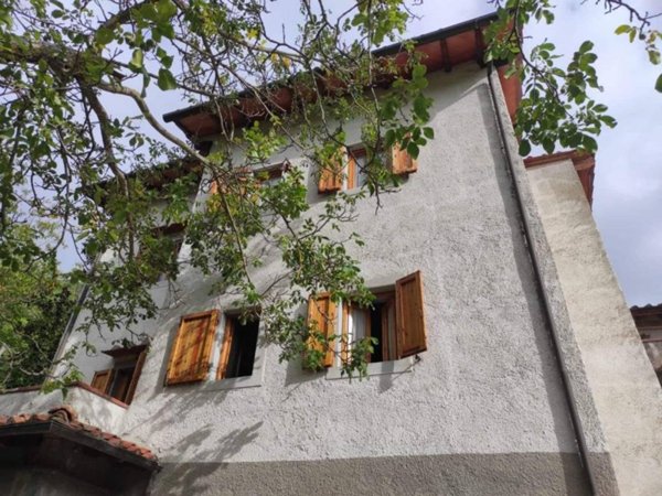 casa indipendente in vendita a Vicchio in zona Villore