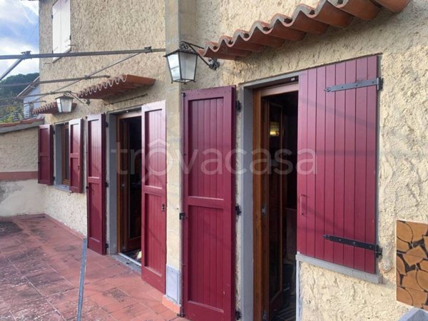 appartamento in vendita a Vicchio in zona Uzzana