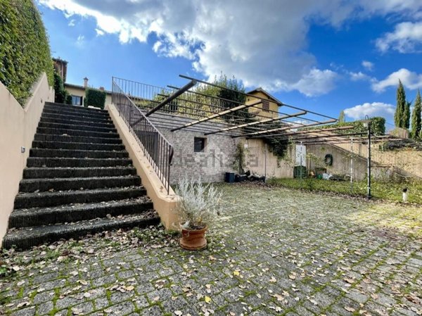 appartamento in vendita a Vicchio in zona Mirandola