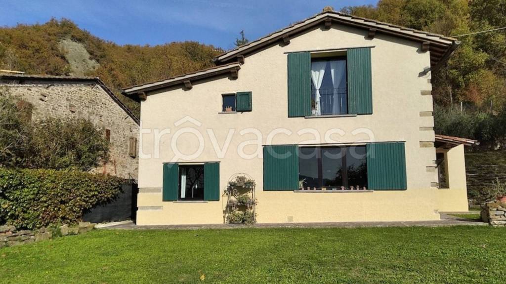 casa indipendente in vendita a Vicchio