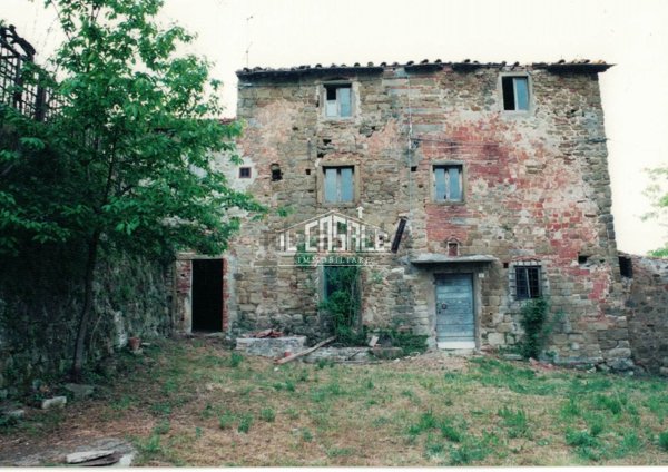 casale in vendita a Vicchio