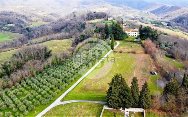 casa indipendente in vendita a Vicchio