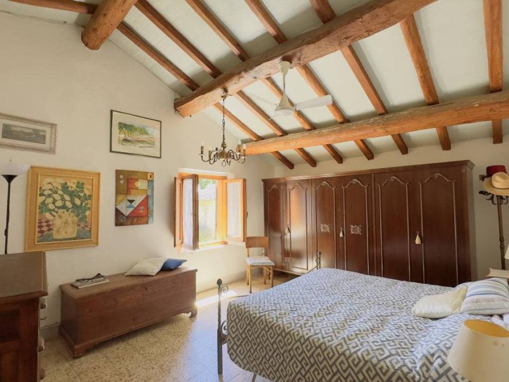 casa indipendente in vendita a Vicchio in zona Santa Maria a Vezzano