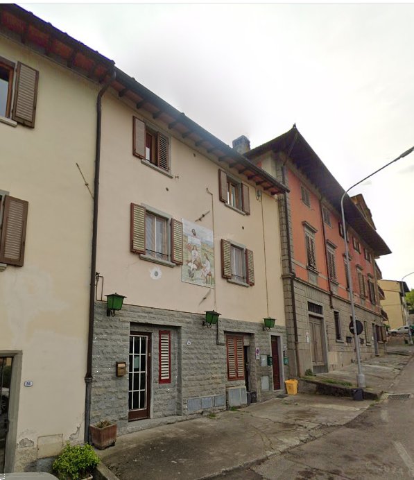locale di sgombero in vendita a Vicchio