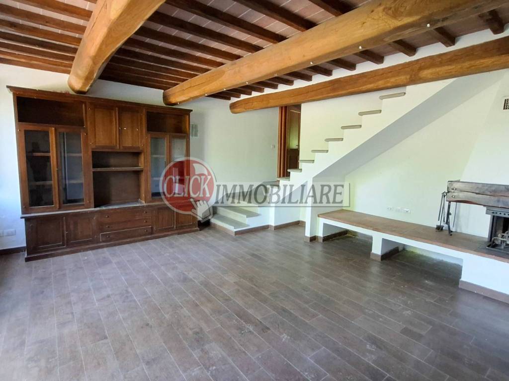casa indipendente in vendita a Vicchio