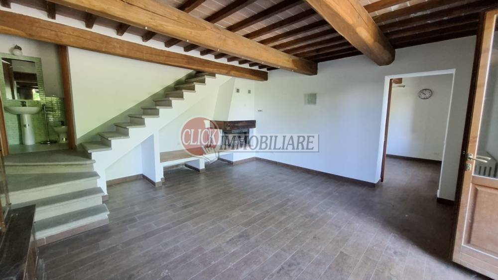 casa indipendente in vendita a Vicchio