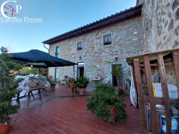 casa indipendente in vendita a Vicchio